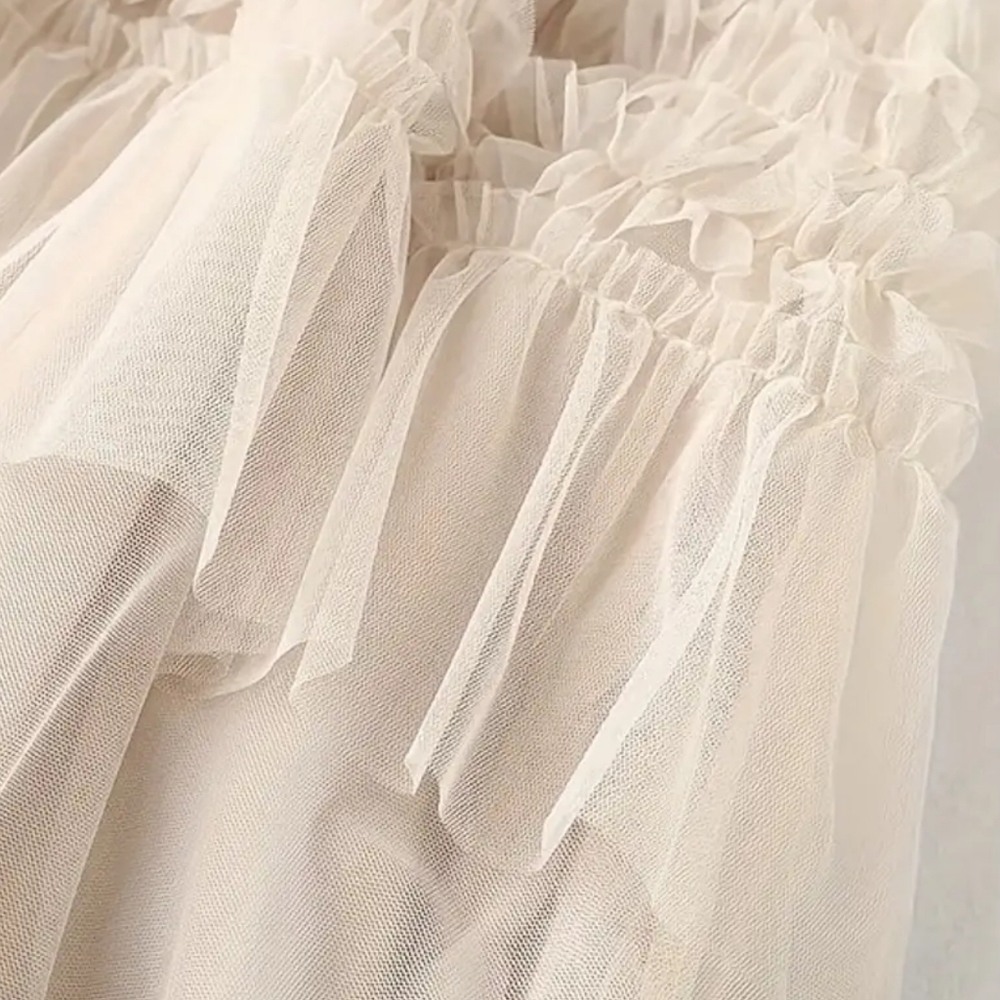 Elegant Cream Layered Skirt - Picture 6 of 8